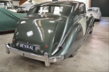 Rolls-Royce Silver Wraith / James Young